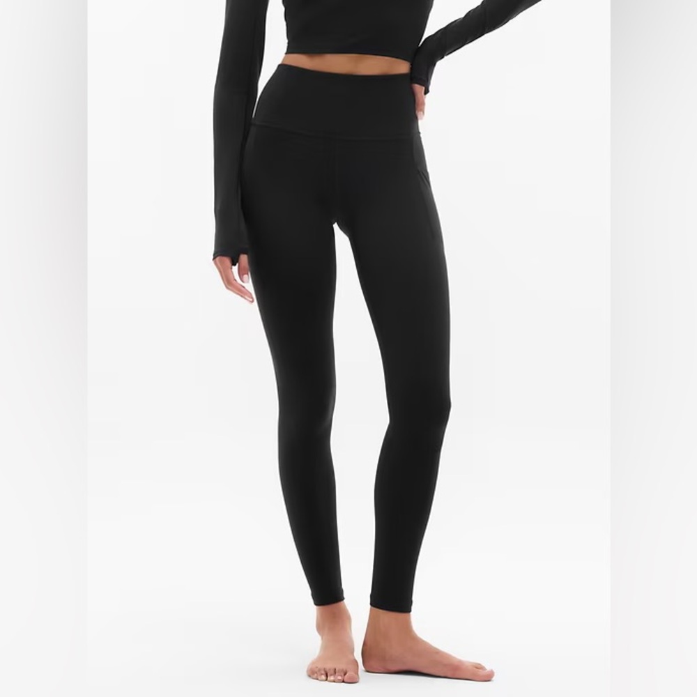Athleta Women's Black Stash Pocket Salutation Tight Size Large
